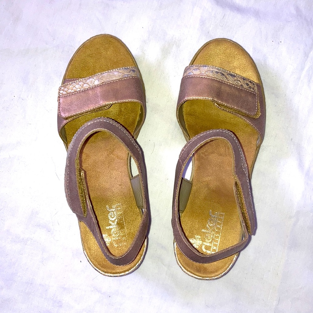 Sandals - Picture 4 of 4